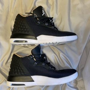 Men’s Size 9 Jordan Academy shoes. Black/White-Cool Grey